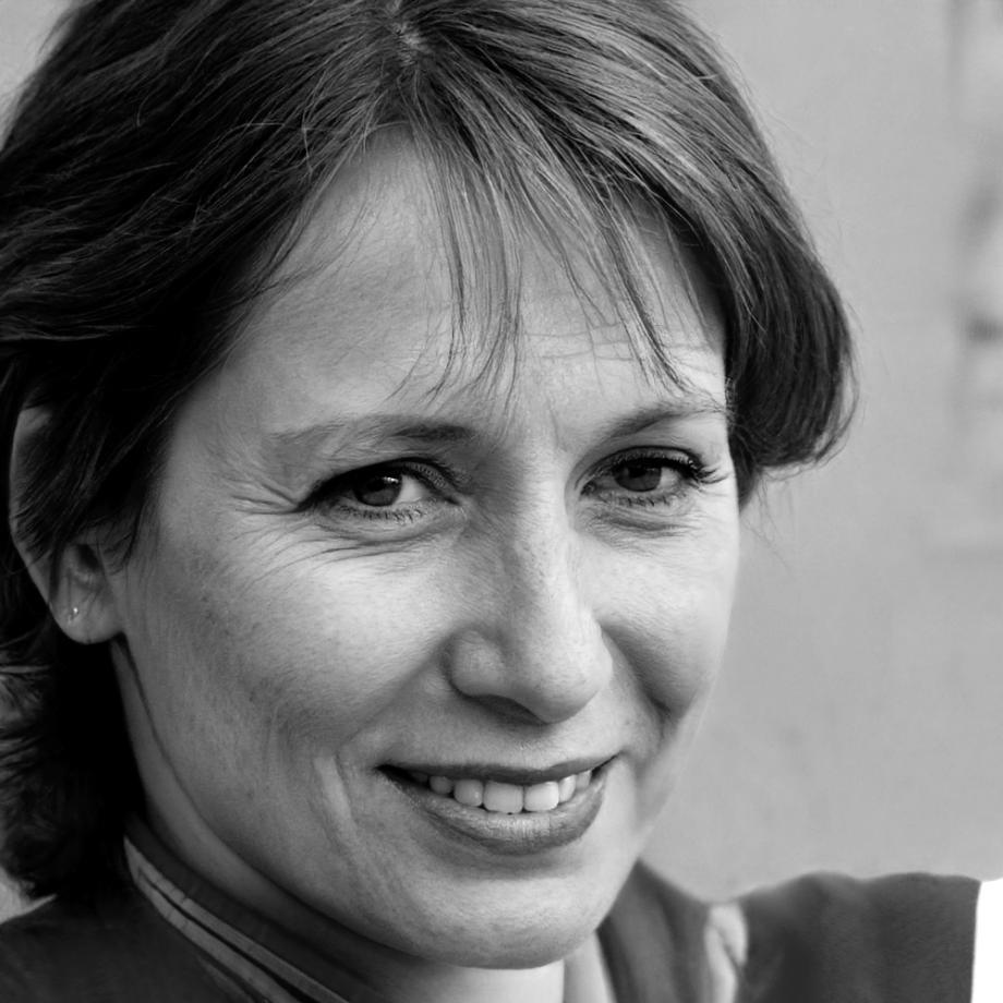 Dra. Ana Ferreira, Especialista em Orçamentação